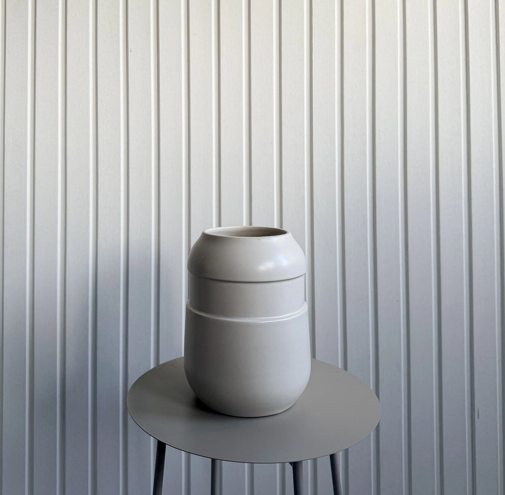 Vas ’BÅGE’  cream TORRDECOR