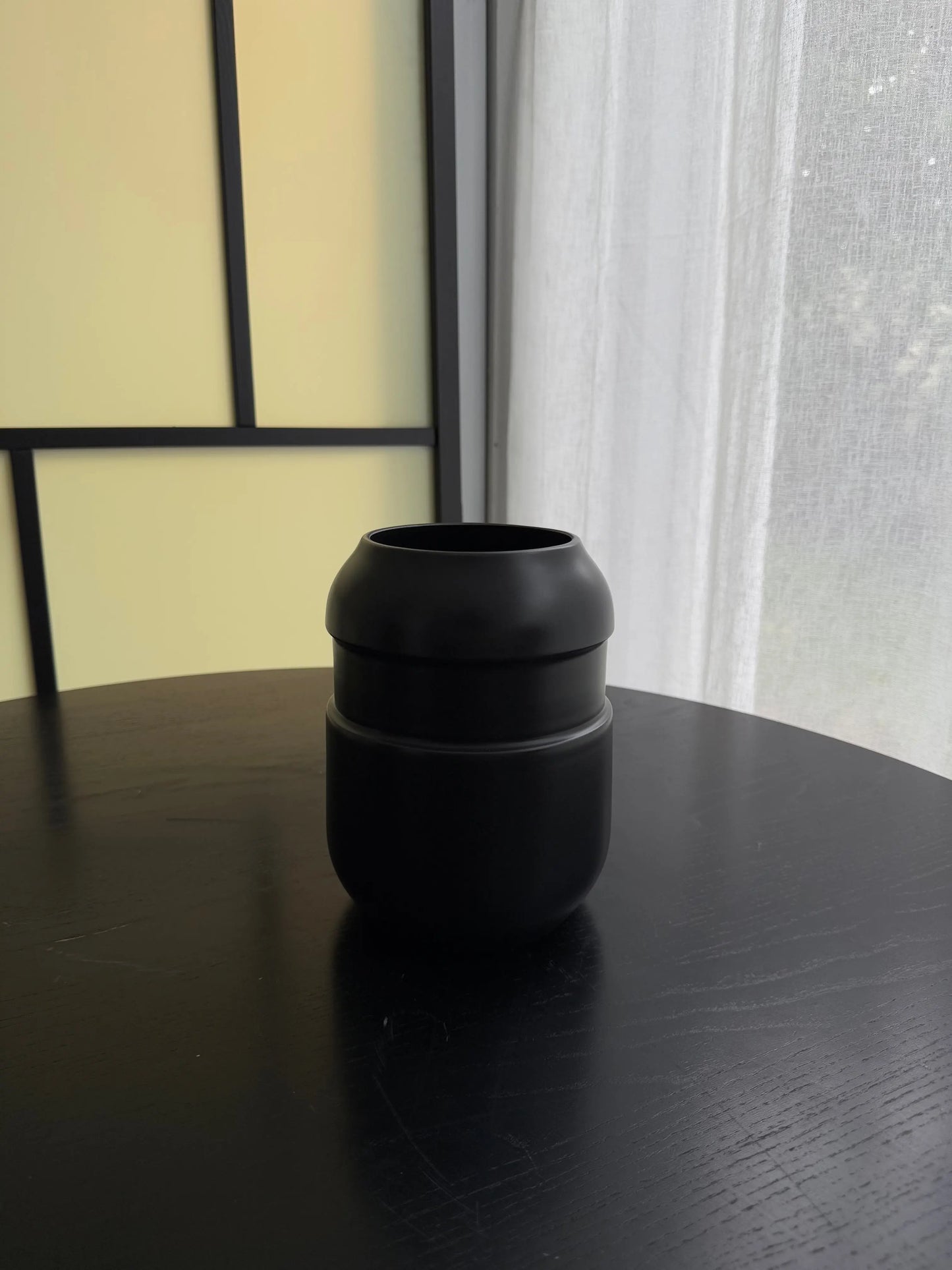 Vas ’BÅGE’ -svart - TORRDECOR